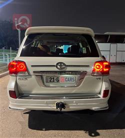 تويوتا لاندكروزر